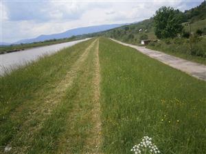 Foto na druhej strane Krpelianskeho kanála-pohľad na západ